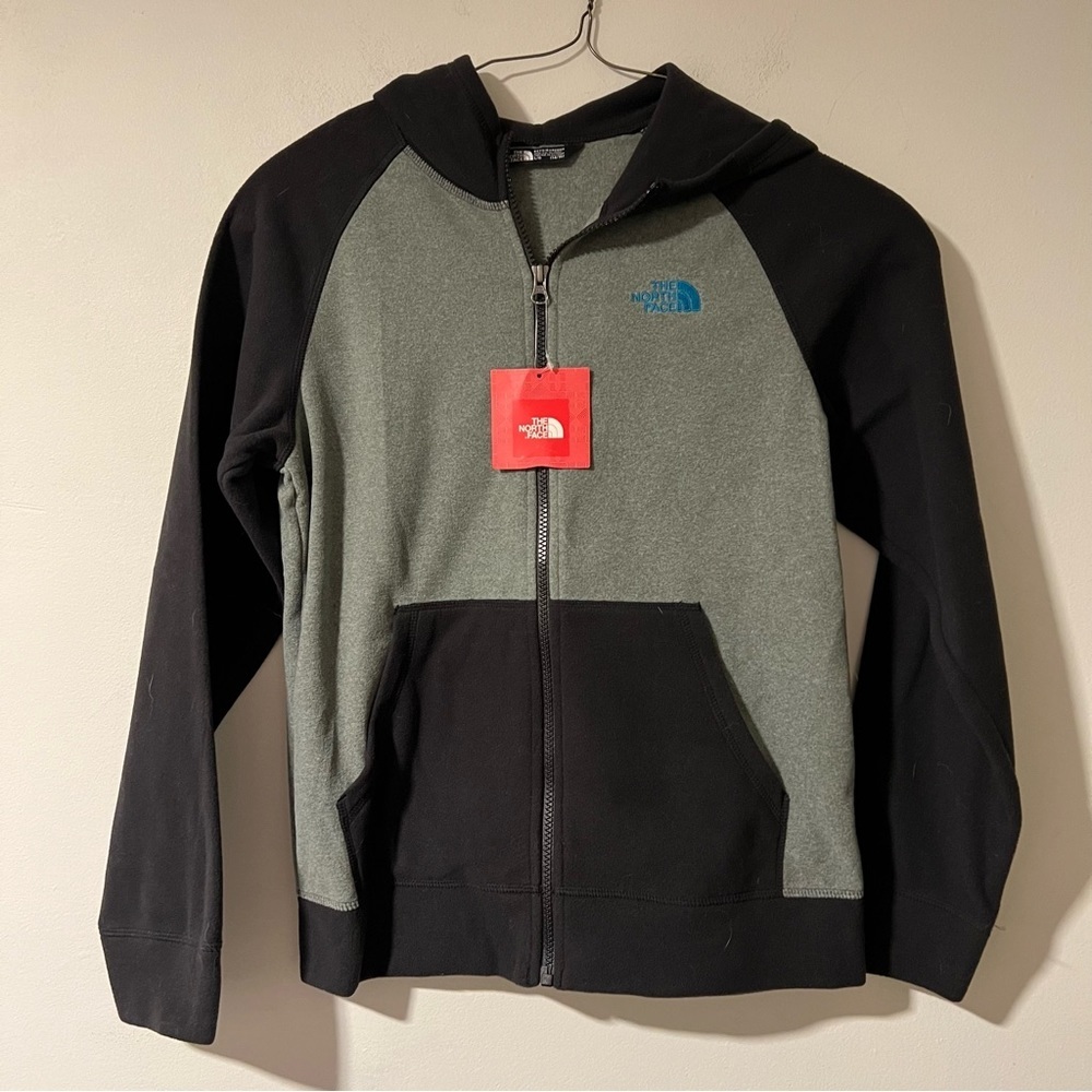 The North Face Zip Up Fleece NWT